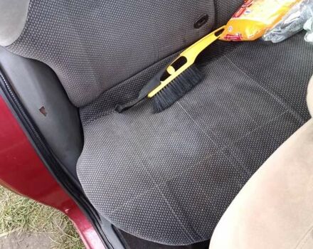 Червоний Форд Ескорт, об'ємом двигуна 1.39 л та пробігом 93 тис. км за 1325 $, фото 3 на Automoto.ua