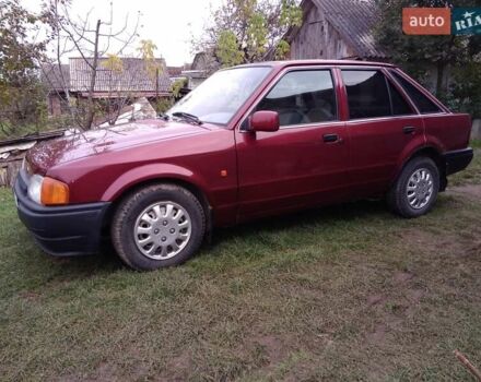 Червоний Форд Ескорт, об'ємом двигуна 1.39 л та пробігом 93 тис. км за 1325 $, фото 30 на Automoto.ua