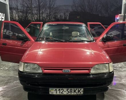 Червоний Форд Ескорт, об'ємом двигуна 1.4 л та пробігом 2 тис. км за 700 $, фото 5 на Automoto.ua