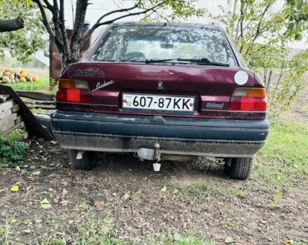 Красный Форд Эскорт, объемом двигателя 1.8 л и пробегом 111 тыс. км за 600 $, фото 1 на Automoto.ua