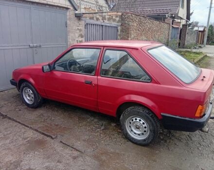 Красный Форд Эскорт, объемом двигателя 0 л и пробегом 200 тыс. км за 597 $, фото 1 на Automoto.ua