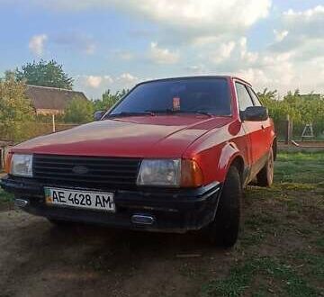 Форд Эскорт 1981 в Тячеве на Automoto.ua Красный Форд Эскорт, объемом двигателя 1.4 л и пробегом 80 тыс. км за 800 $, фото 1 на Automoto.ua