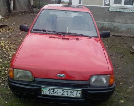 Червоний Форд Ескорт, об'ємом двигуна 0 л та пробігом 200 тис. км за 900 $, фото 1 на Automoto.ua