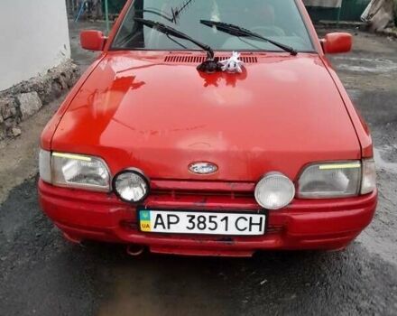 Червоний Форд Ескорт, об'ємом двигуна 1 л та пробігом 120 тис. км за 710 $, фото 1 на Automoto.ua