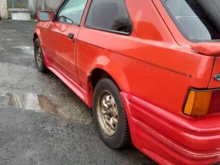 Червоний Форд Ескорт, об'ємом двигуна 1 л та пробігом 120 тис. км за 710 $, фото 1 на Automoto.ua
