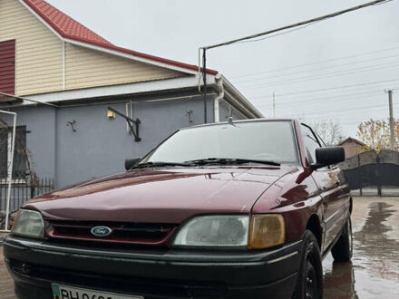 Красный Форд Эскорт, объемом двигателя 1.8 л и пробегом 55 тыс. км за 1500 $, фото 1 на Automoto.ua