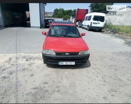 Красный Форд Эскорт, объемом двигателя 1.3 л и пробегом 278 тыс. км за 1600 $, фото 1 на Automoto.ua