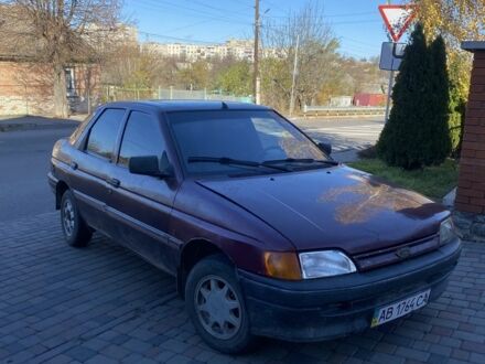 Форд Эскорт 1991 в Жмеренке на Automoto.ua Красный Форд Эскорт, объемом двигателя 1.4 л и пробегом 280 тыс. км за 600 $, фото 1 на Automoto.ua
