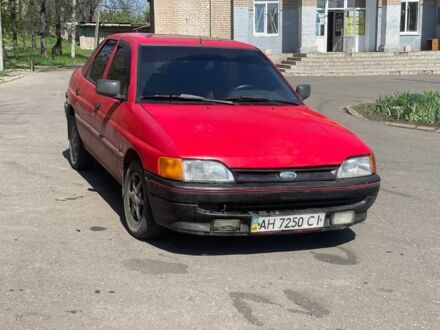 Форд Эскорт 1991 в Краматорске на Automoto.ua Красный Форд Эскорт, объемом двигателя 0 л и пробегом 400 тыс. км за 847 $, фото 1 на Automoto.ua