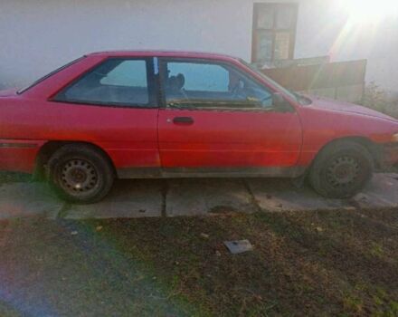 Красный Форд Эскорт, объемом двигателя 2 л и пробегом 61 тыс. км за 700 $, фото 1 на Automoto.ua