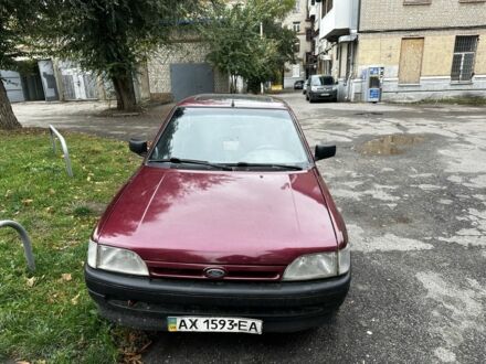 Форд Ескорт 1992 у Харкові на Automoto.ua Червоний Форд Ескорт, об'ємом двигуна 10 л та пробігом 3 тис. км за 600 $, фото 1 на Automoto.ua
