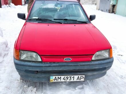 Красный Форд Эскорт, объемом двигателя 0 л и пробегом 3 тыс. км за 600 $, фото 1 на Automoto.ua