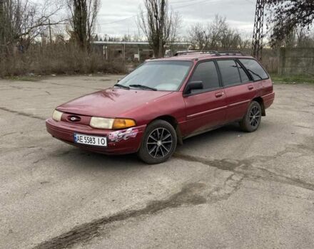 Червоний Форд Ескорт, об'ємом двигуна 1.9 л та пробігом 290 тис. км за 950 $, фото 1 на Automoto.ua