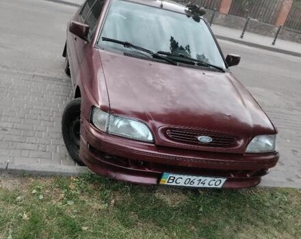 Червоний Форд Ескорт, об'ємом двигуна 1.6 л та пробігом 300 тис. км за 500 $, фото 1 на Automoto.ua