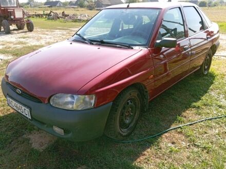 Красный Форд Эскорт, объемом двигателя 1.6 л и пробегом 1 тыс. км за 2100 $, фото 1 на Automoto.ua