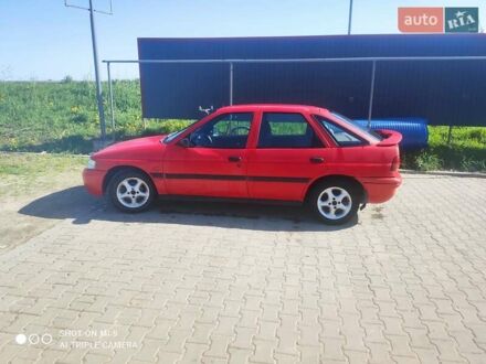 Форд Ескорт 1996 у Тысменице на Automoto.ua Червоний Форд Ескорт, об'ємом двигуна 1.6 л та пробігом 300 тис. км за 900 $, фото 1 на Automoto.ua