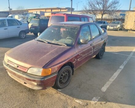 Красный Форд Эскорт, объемом двигателя 0 л и пробегом 245 тыс. км за 322 $, фото 1 на Automoto.ua