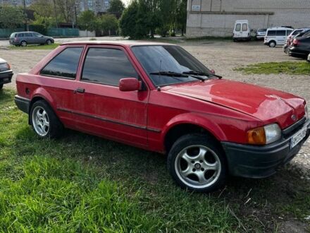 Форд Ескорт 1998 у Бердичеве на Automoto.ua Червоний Форд Ескорт, об'ємом двигуна 1.4 л та пробігом 300 тис. км за 1050 $, фото 1 на Automoto.ua