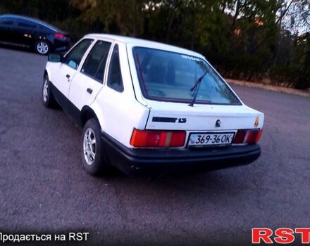 Форд Эскорт, объемом двигателя 1.3 л и пробегом 300 тыс. км за 500 $, фото 1 на Automoto.ua