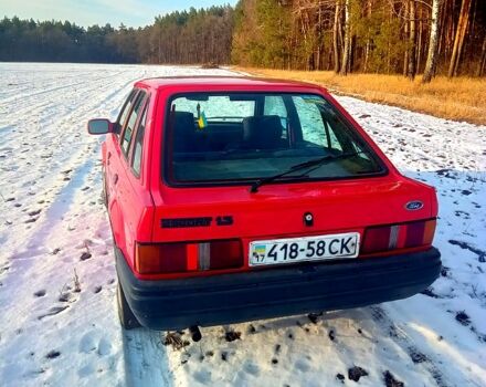 Форд Ескорт, об'ємом двигуна 13 л та пробігом 0 тис. км за 1000 $, фото 2 на Automoto.ua