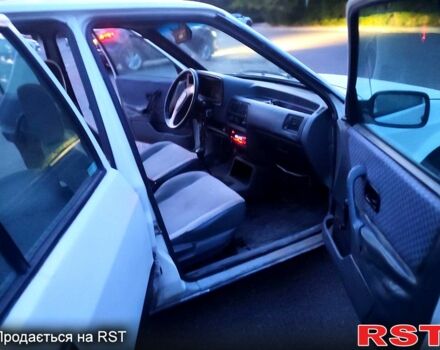 Форд Эскорт, объемом двигателя 1.3 л и пробегом 300 тыс. км за 500 $, фото 3 на Automoto.ua