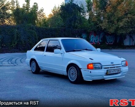 Форд Эскорт, объемом двигателя 1.3 л и пробегом 200 тыс. км за 700 $, фото 4 на Automoto.ua