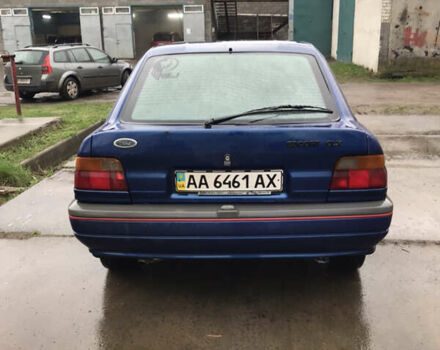 Форд Эскорт, объемом двигателя 1.3 л и пробегом 158 тыс. км за 1400 $, фото 4 на Automoto.ua