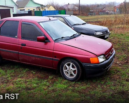 Форд Эскорт, объемом двигателя 1.8 л и пробегом 0 тыс. км за 800 $, фото 1 на Automoto.ua