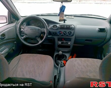 Форд Эскорт, объемом двигателя 1.3 л и пробегом 78 тыс. км за 1330 $, фото 8 на Automoto.ua