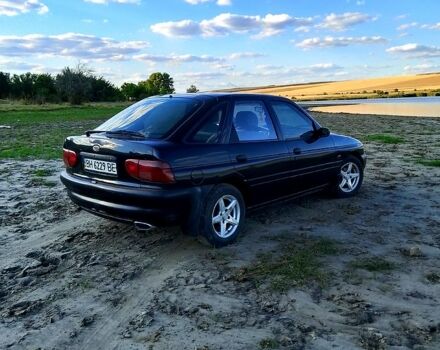 Форд Эскорт, объемом двигателя 1.3 л и пробегом 0 тыс. км за 2000 $, фото 1 на Automoto.ua