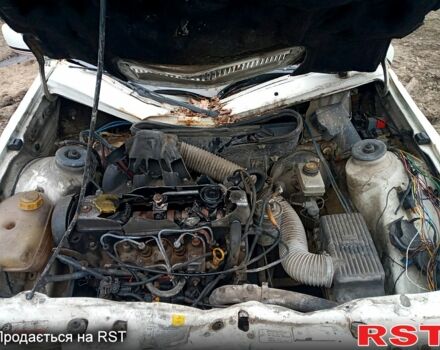 Форд Ескорт, об'ємом двигуна 1.8 л та пробігом 1 тис. км за 700 $, фото 10 на Automoto.ua