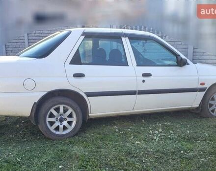 Форд Эскорт, объемом двигателя 1.8 л и пробегом 215 тыс. км за 2200 $, фото 2 на Automoto.ua