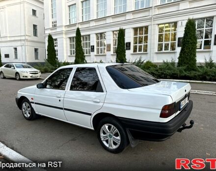 Форд Эскорт, объемом двигателя 1.3 л и пробегом 255 тыс. км за 1850 $, фото 3 на Automoto.ua