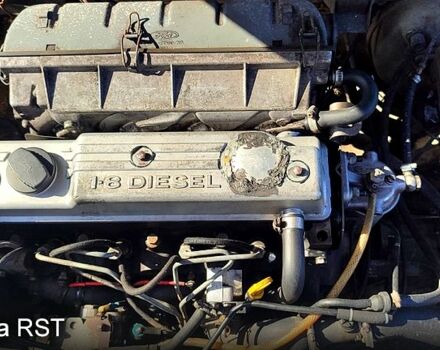 Форд Эскорт, объемом двигателя 1.8 л и пробегом 255 тыс. км за 1200 $, фото 6 на Automoto.ua