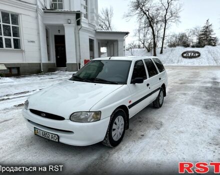 Форд Эскорт, объемом двигателя 1.3 л и пробегом 255 тыс. км за 1999 $, фото 1 на Automoto.ua