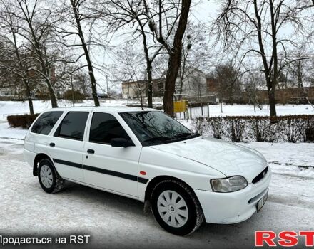 Форд Эскорт, объемом двигателя 1.3 л и пробегом 255 тыс. км за 1999 $, фото 2 на Automoto.ua