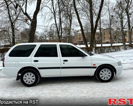 Форд Эскорт, объемом двигателя 1.3 л и пробегом 255 тыс. км за 1999 $, фото 4 на Automoto.ua