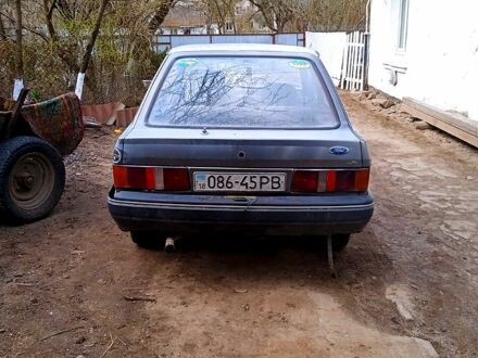 Форд Эскорт 1988 в Гоще на Automoto.ua Форд Эскорт, объемом двигателя 16 л и пробегом 120 тыс. км за 650 $, фото 1 на Automoto.ua