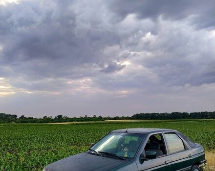 Форд Ескорт, об'ємом двигуна 1.6 л та пробігом 0 тис. км за 900 $, фото 1 на Automoto.ua