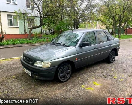 Форд Эскорт, объемом двигателя 1.3 л и пробегом 300 тыс. км за 1250 $, фото 1 на Automoto.ua