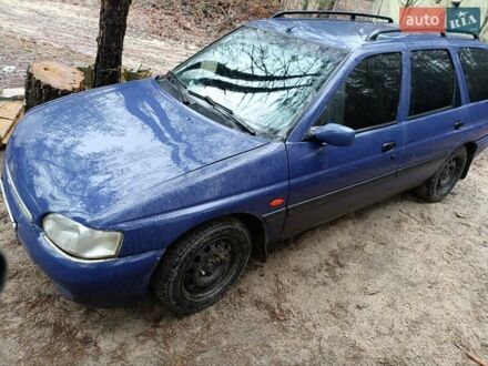 Форд Ескорт 1995 у Черкасах на Automoto.ua Форд Ескорт, об'ємом двигуна 1.6 л та пробігом 500 тис. км за 2045 $, фото 1 на Automoto.ua
