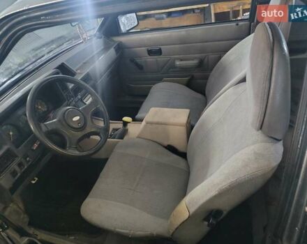 Серый Форд Эскорт, объемом двигателя 1.3 л и пробегом 161 тыс. км за 706 $, фото 5 на Automoto.ua