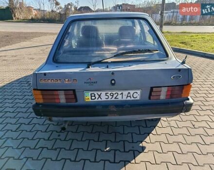 Серый Форд Эскорт, объемом двигателя 1.6 л и пробегом 320 тыс. км за 1500 $, фото 3 на Automoto.ua