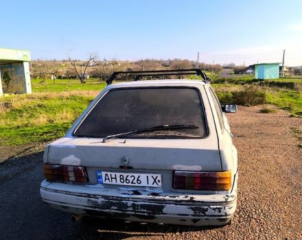 Серый Форд Эскорт, объемом двигателя 1.3 л и пробегом 250 тыс. км за 600 $, фото 1 на Automoto.ua