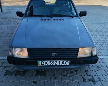 Серый Форд Эскорт, объемом двигателя 1.6 л и пробегом 320 тыс. км за 1500 $, фото 4 на Automoto.ua