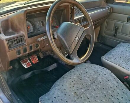 Серый Форд Эскорт, объемом двигателя 1.6 л и пробегом 320 тыс. км за 1500 $, фото 9 на Automoto.ua