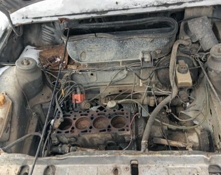 Серый Форд Эскорт, объемом двигателя 1.3 л и пробегом 200 тыс. км за 300 $, фото 4 на Automoto.ua