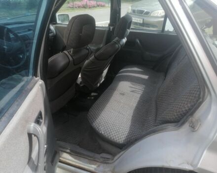 Серый Форд Эскорт, объемом двигателя 1.4 л и пробегом 777 тыс. км за 650 $, фото 6 на Automoto.ua