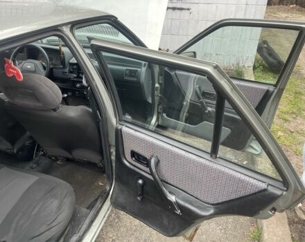 Серый Форд Эскорт, объемом двигателя 1.3 л и пробегом 333 тыс. км за 1000 $, фото 8 на Automoto.ua