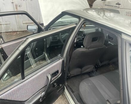 Серый Форд Эскорт, объемом двигателя 1.3 л и пробегом 333 тыс. км за 1000 $, фото 7 на Automoto.ua